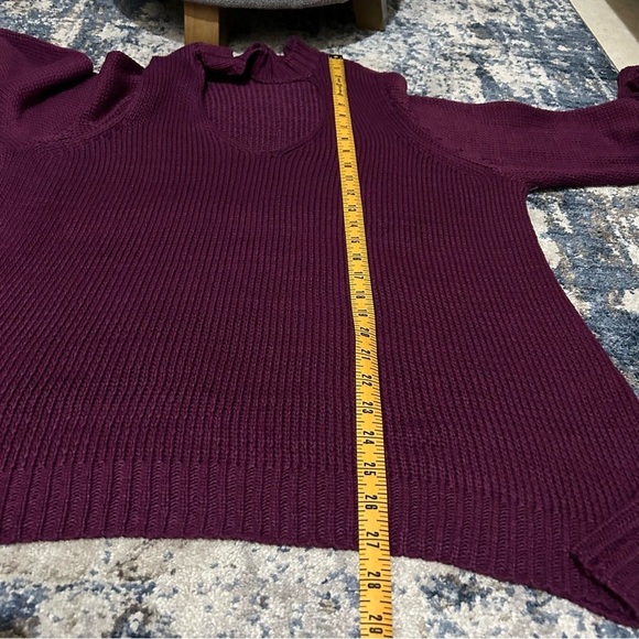 Torrid Burgundy Knit V-Neck Cutout Long Sleeve Sweater Size 2X - Picture 7 of 7